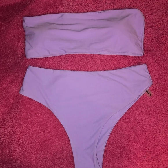 Brand new bikini - Picture 1 of 2